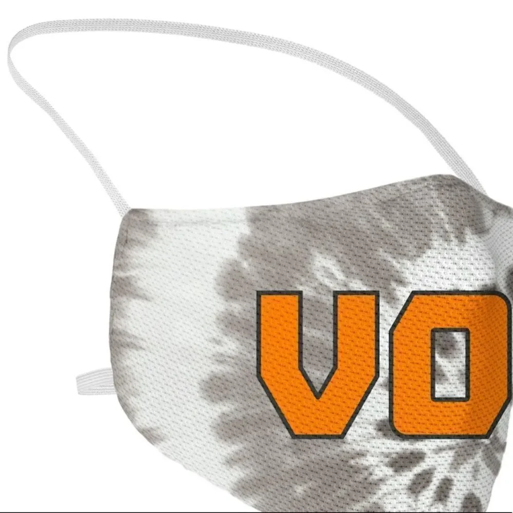 New in Package TENNESSEE VOLS VOLUNTEERS Face Covering Mask Masks Set of 3